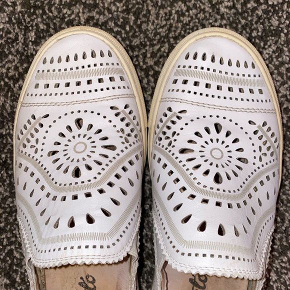 White Cutout Shoes - Picture 2 of 3